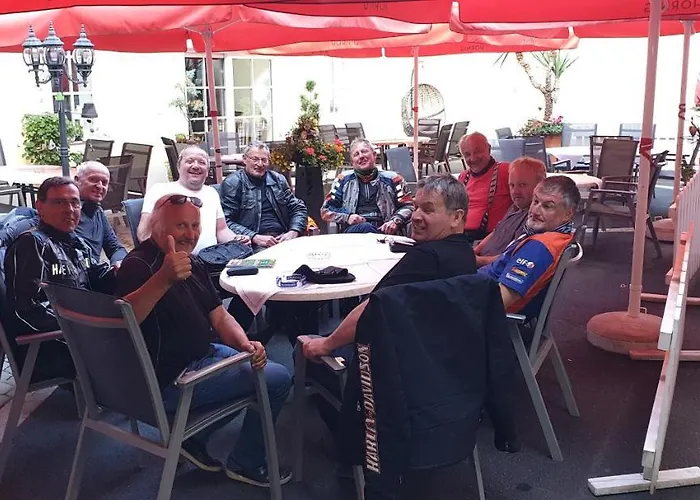 Hotel-Gasthof-Fleischerei - Zur alten Post