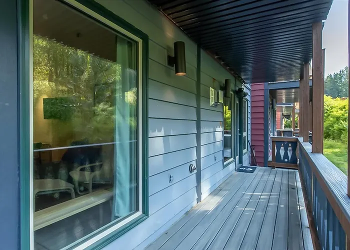 Alyeska Retreat C110