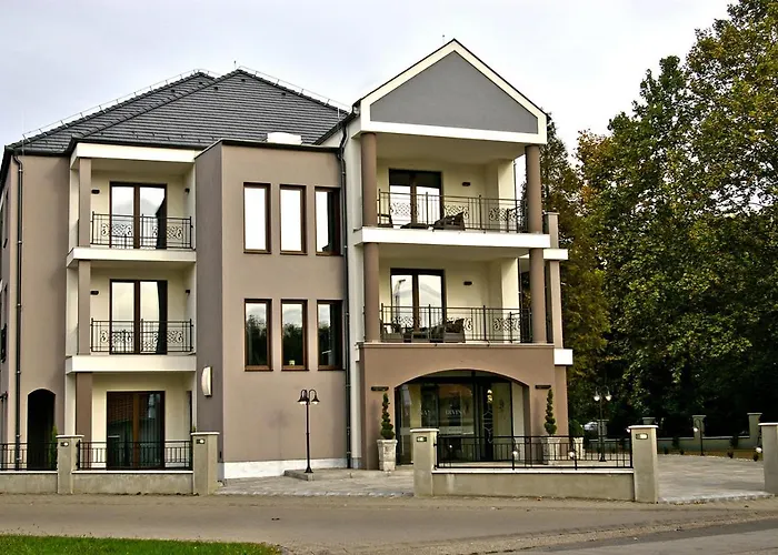 Boutique Hotel Divina