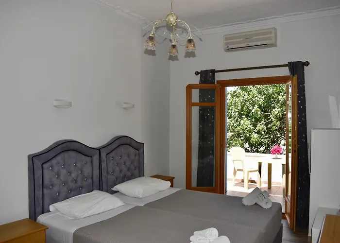 Minoa Hotel