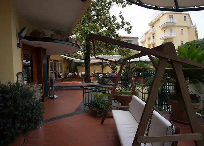 Hotel Villa Serena