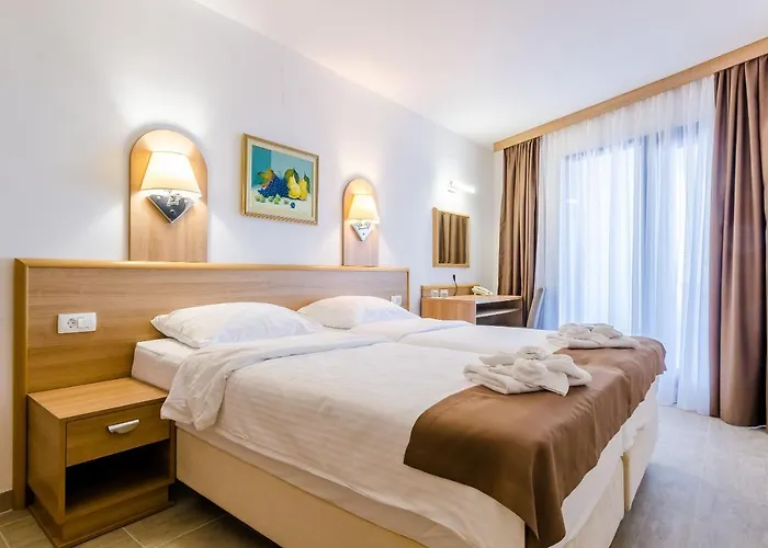 Villa Paradiso 2