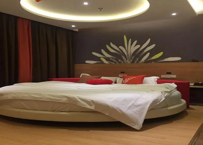 Jun Hotels Dezhou Decheng District Xinhu Park Pedestrian Street