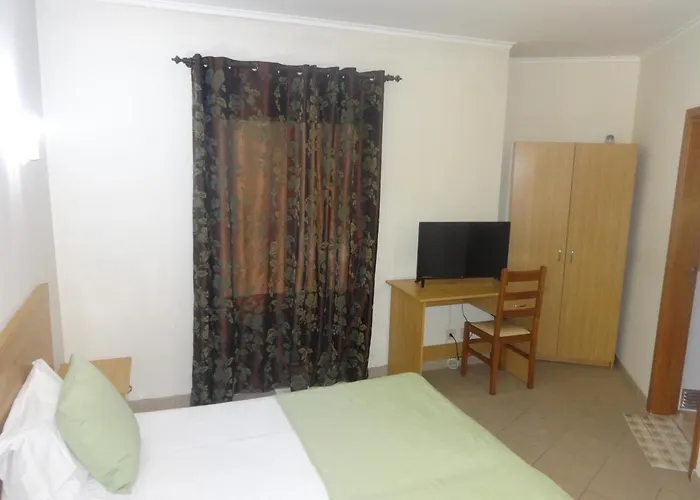 Hotel Bonjardim