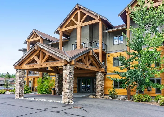 Trail Head Lodge # 302