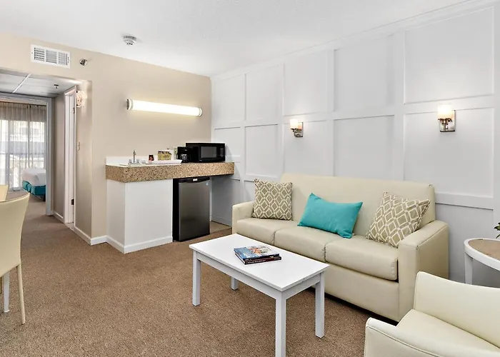 Brighton Suites Hotel