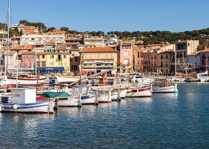Og Boutique Cassitel, Cassis