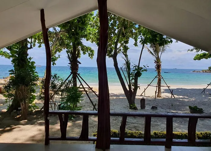 Blue Bay Bungalow