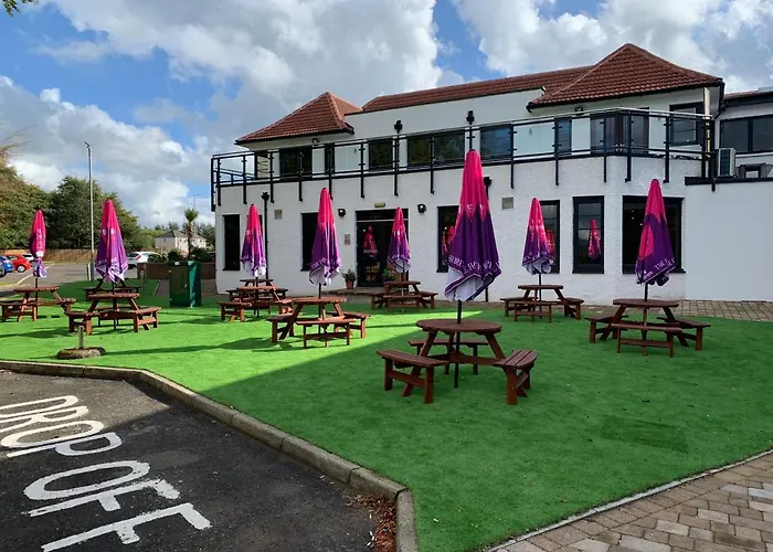 Crowwood Hotel And Alba Restaurant