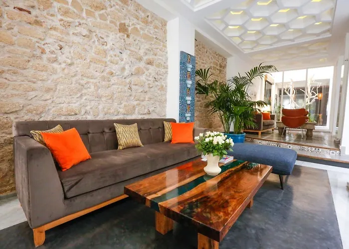 Suite Azur Hotel