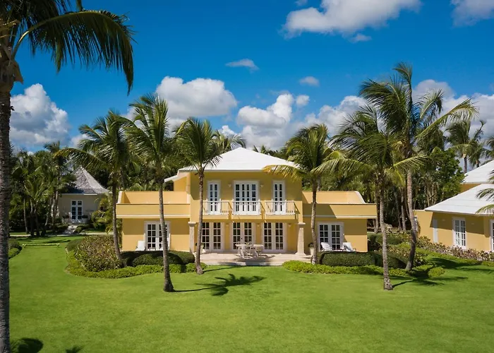 Tortuga Bay