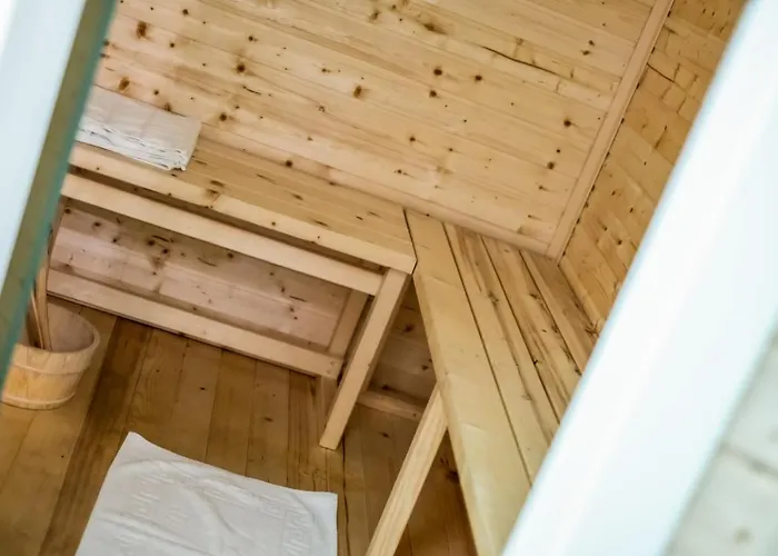 Jmr Royal -Luxury Rooms & Private Sauna