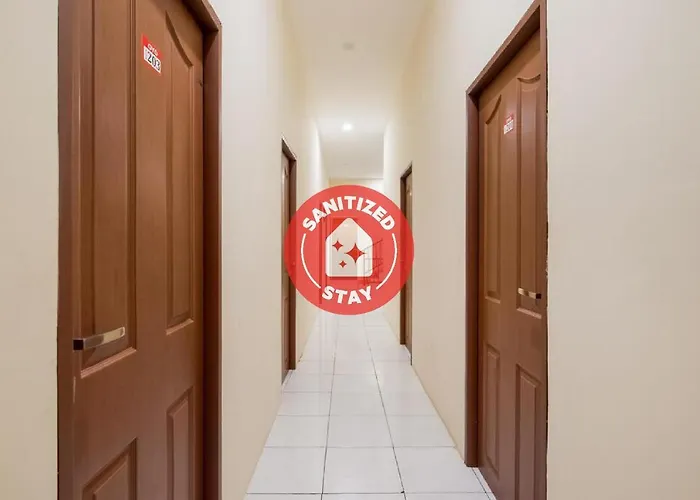 Reddoorz Near Bg Junction Surabaya