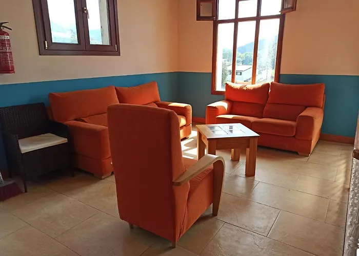 hotel gueñes