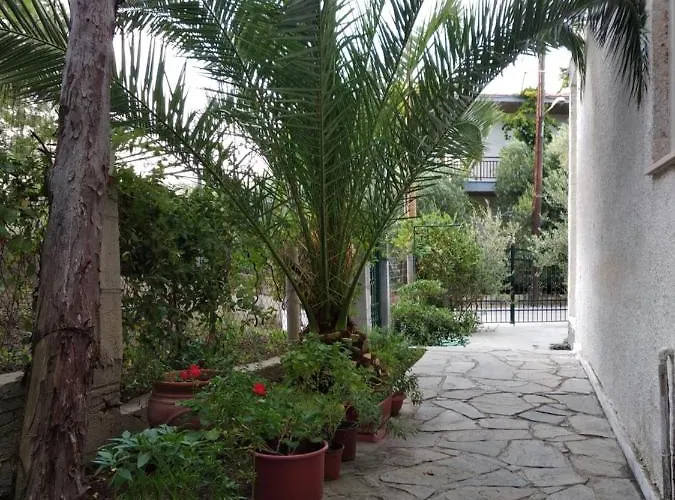Velikis Apartments