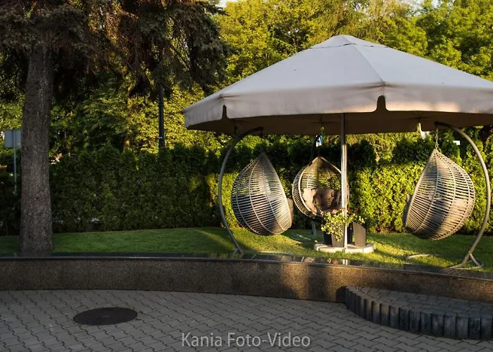 Miejsca Noclegowe I Restauracja Kaminski
