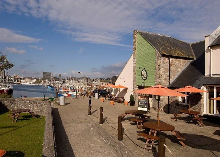 Premier Inn Plymouth City Centre - Sutton Harbour