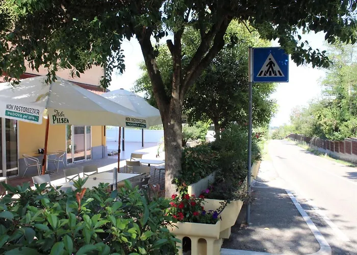 Hotel La Locanda Di Montecatone