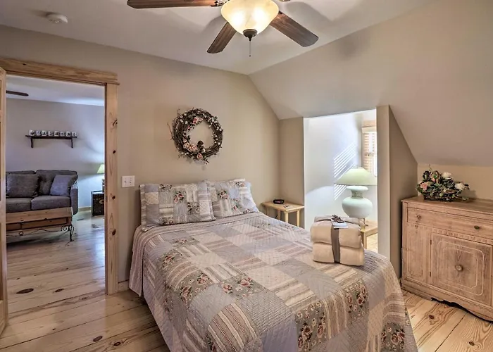 Beaver Lake Retreat W/ Game Room & Spacious Deck