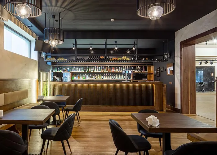 Nebos Hotel & Restaurant