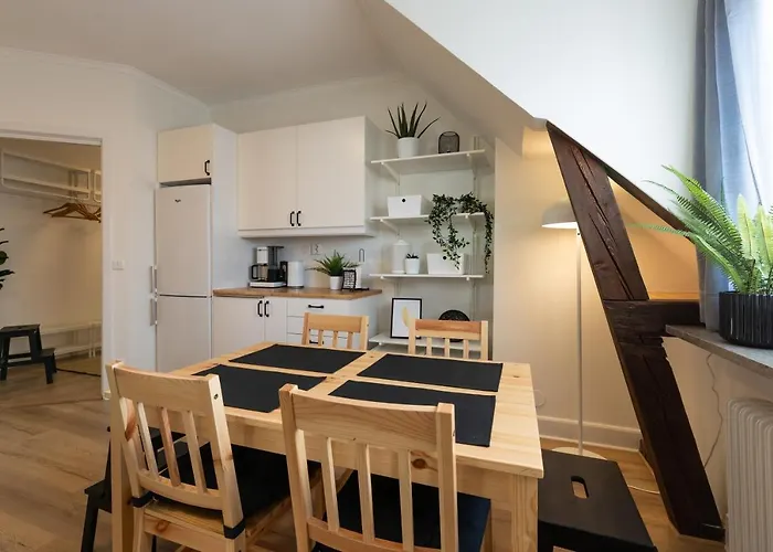 Alyhr Apartments