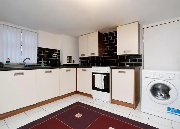 St James Apartment