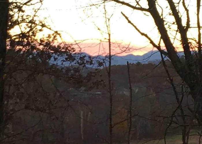 Serenity Views Comfort - Close To City & Parkway!