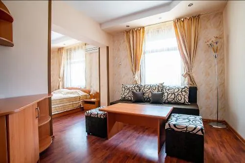 Раѝ
