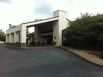 Holiday Lodge Hotel