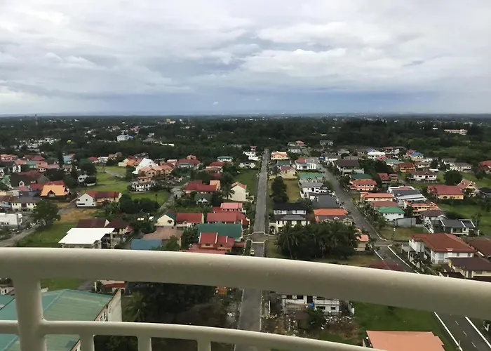 Condo With Free Swimming Pool & Viewing Deck