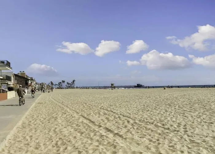 1000#2 Magnificent Beach Home W/ Ac & 4K Tvs