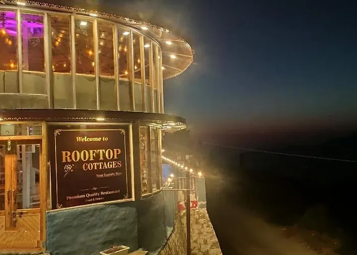 Rooftop Cottages & Restaurant, Pangot