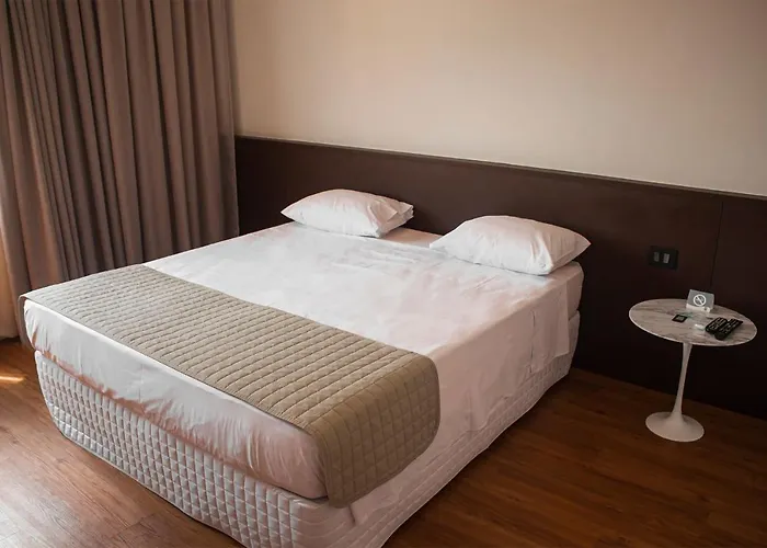 Vip Hotel