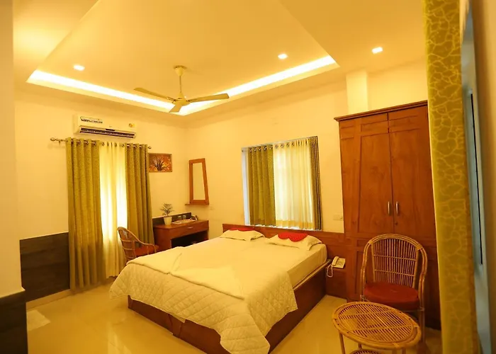 Sapphire Inn