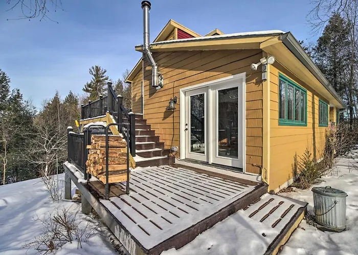 Cozy Home W/ Sauna: Mins To Stowe Mountain Resort