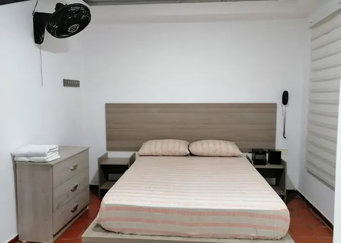 Hotel 42 Avenida