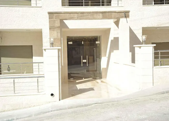 Amazing One Bedroom Apartment In Amman Elwebdah 6