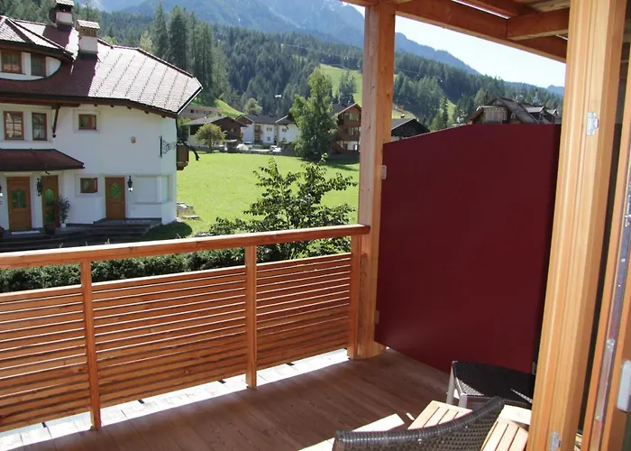 Garni - Hotel Am Burghuegel