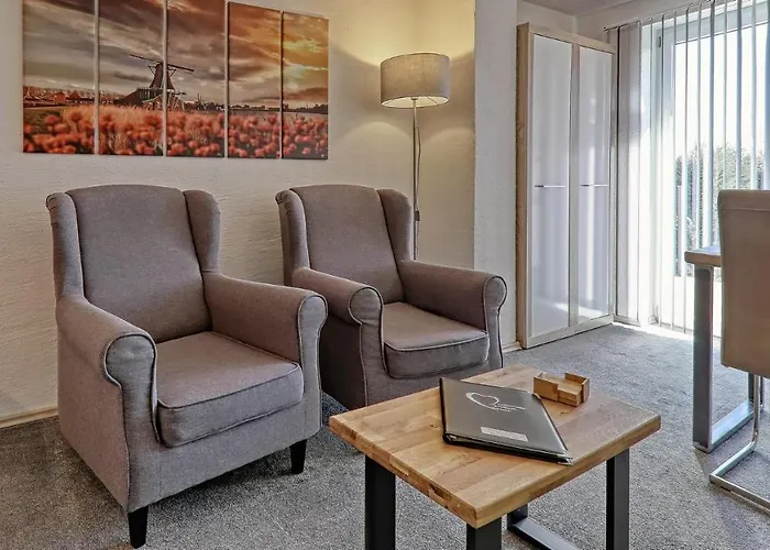 Suit' & Fruehstueck Zum Latschen - Adults Only