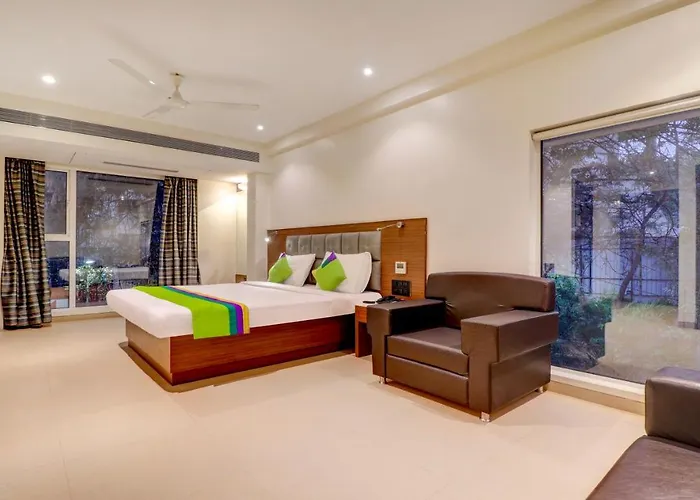 Treebo Ranjeet Shivaji Nagar
