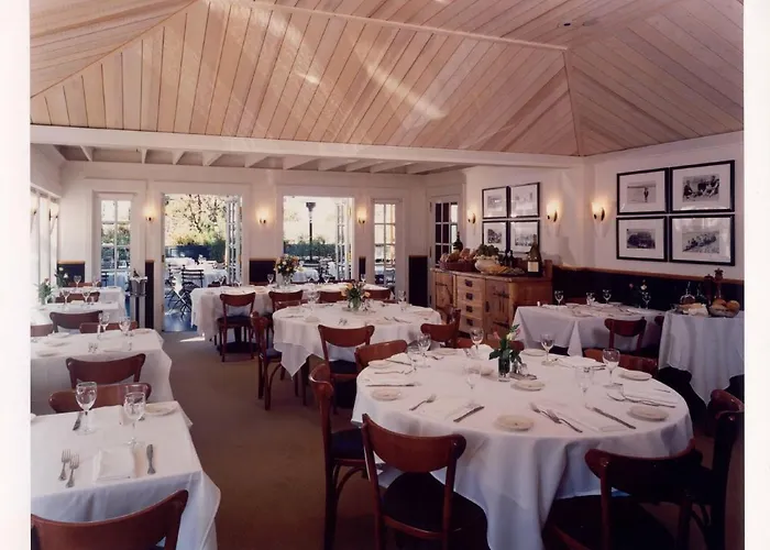 Tally Ho Inn