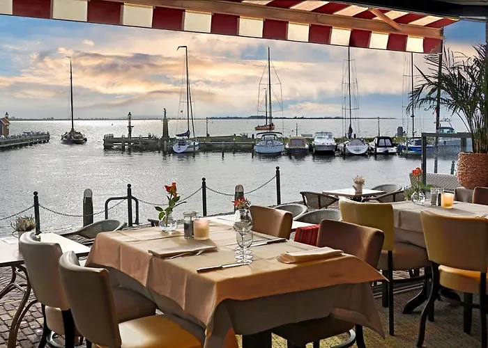 Hotel Cafe Restaurant Van Den Hogen
