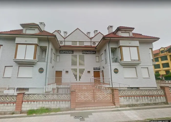 Apartamentos Pineda