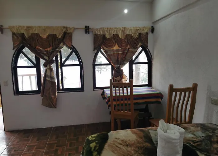 Hotel Villa Tzankujil