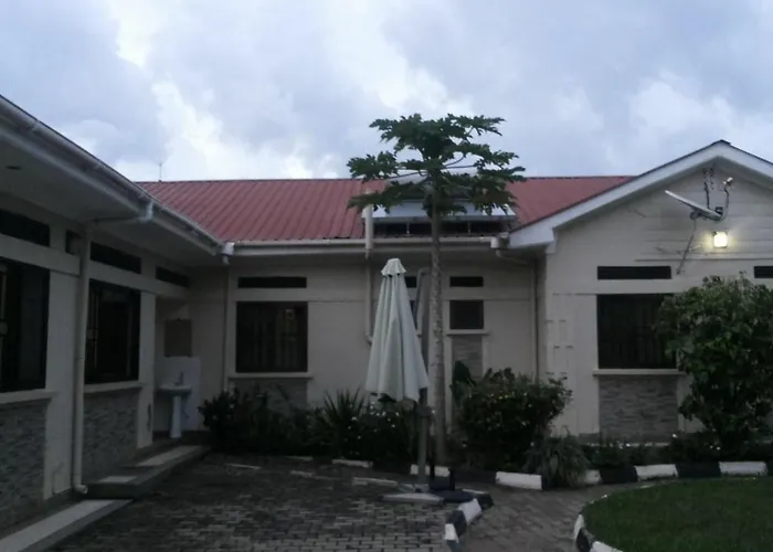 The Pearl Inn