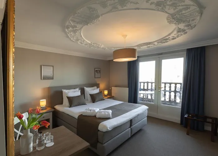 Boutique Hotel Puur Zee - Adults Only