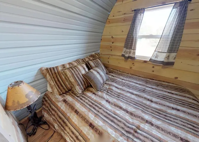 Western Covered Wagon