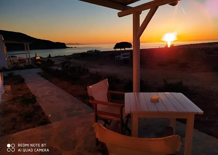 Sunset Studios & Rooms