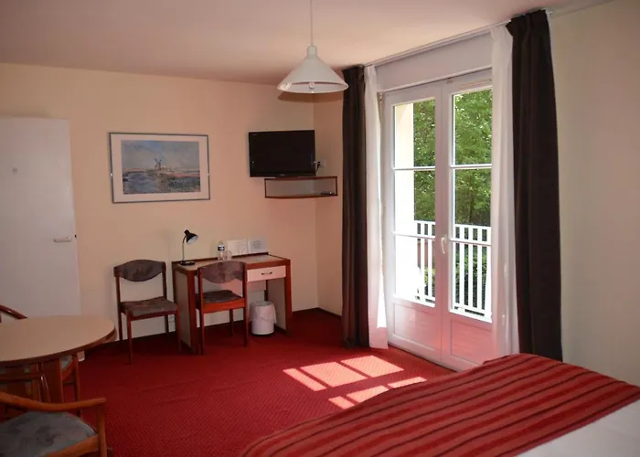Hotel Et Studios D'Orfeuil
