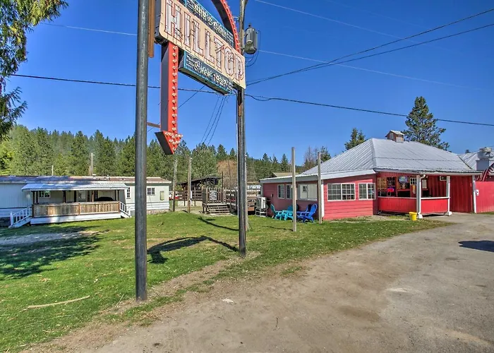 Kingston Sleeper: Unique Stay Near Silver Mountain